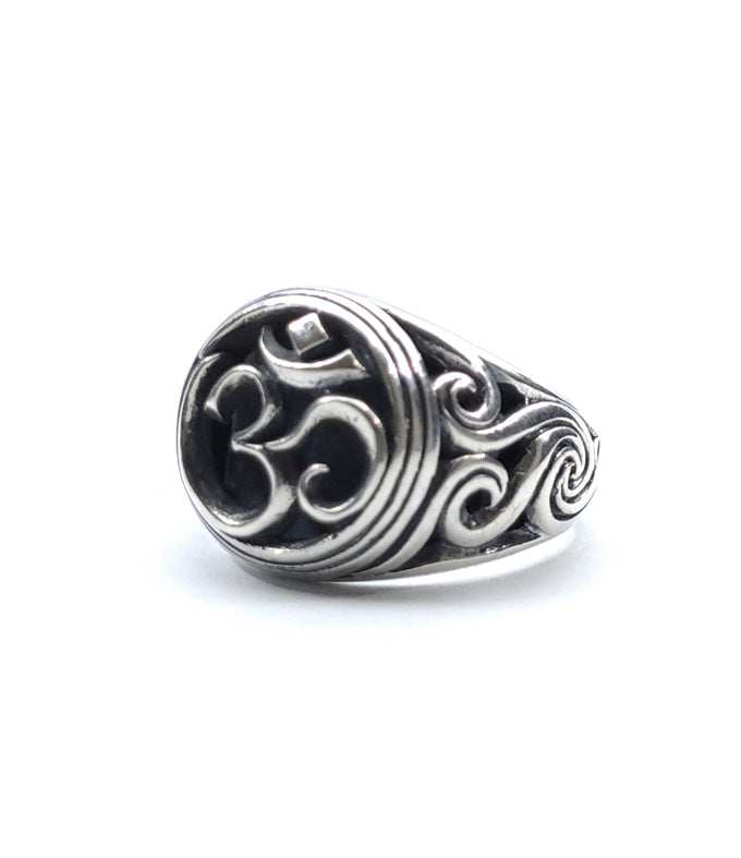 Hindu mens Ring, Om symbol, Handmade jewelry