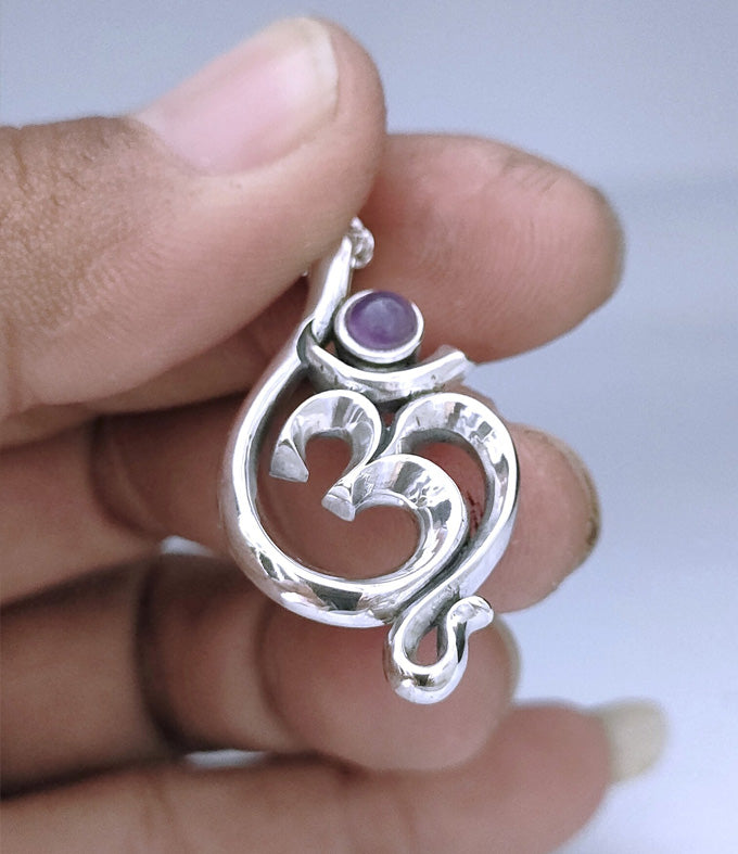 Men's Hindu necklace, Om pendant, handwork jewelry, gifts necklace
