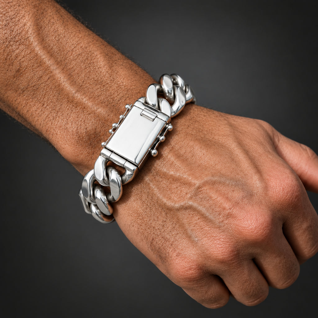Heavy 999 Solid Silver 20 mm Figaro Chain Bracelet